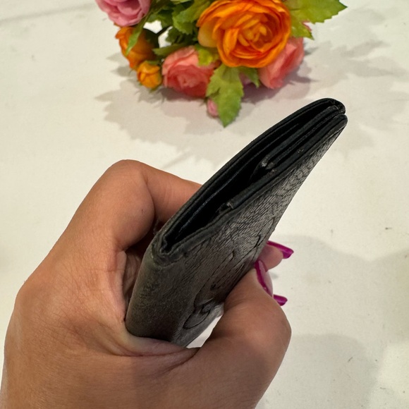 Authentic CHANEL caviar leather key case - Picture 12 of 12